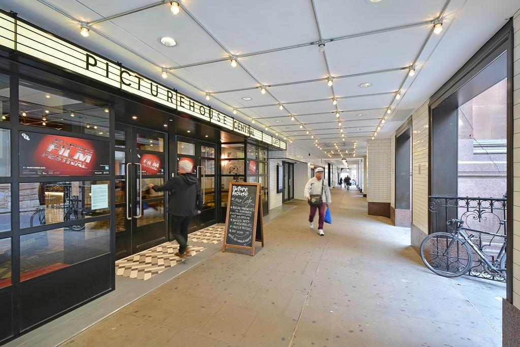 Piccadilly Circus Apartments ロンドン エクステリア 写真