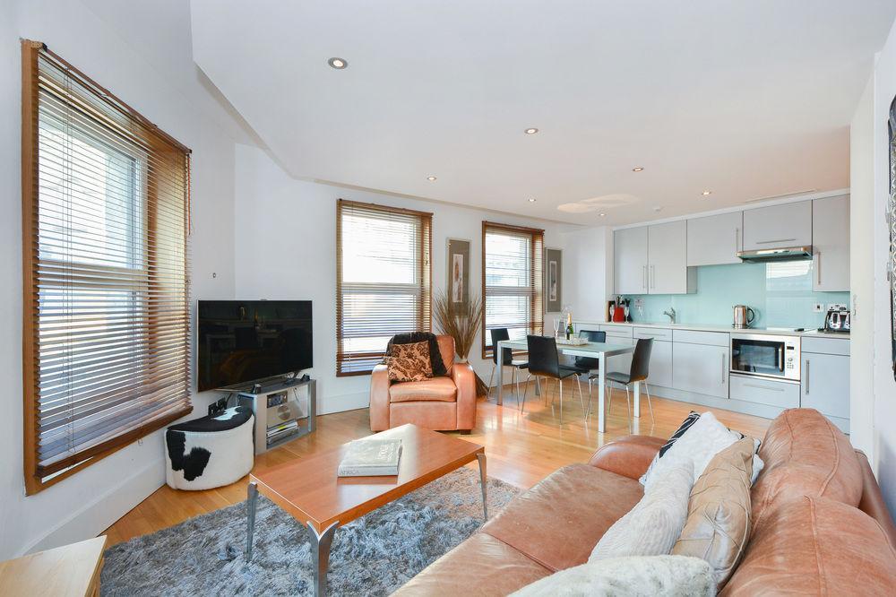 Piccadilly Circus Apartments ロンドン エクステリア 写真