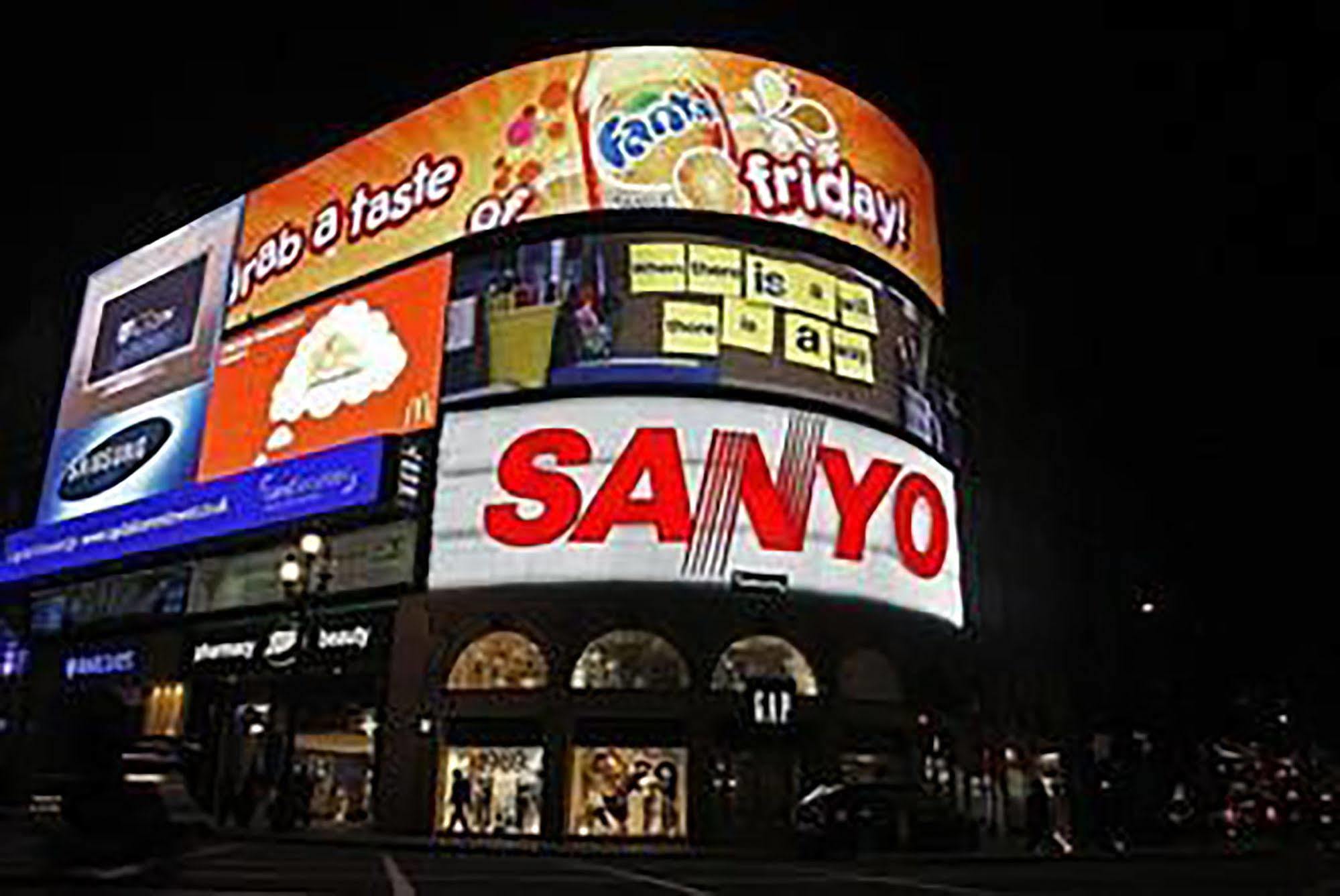 Piccadilly Circus Apartments ロンドン エクステリア 写真