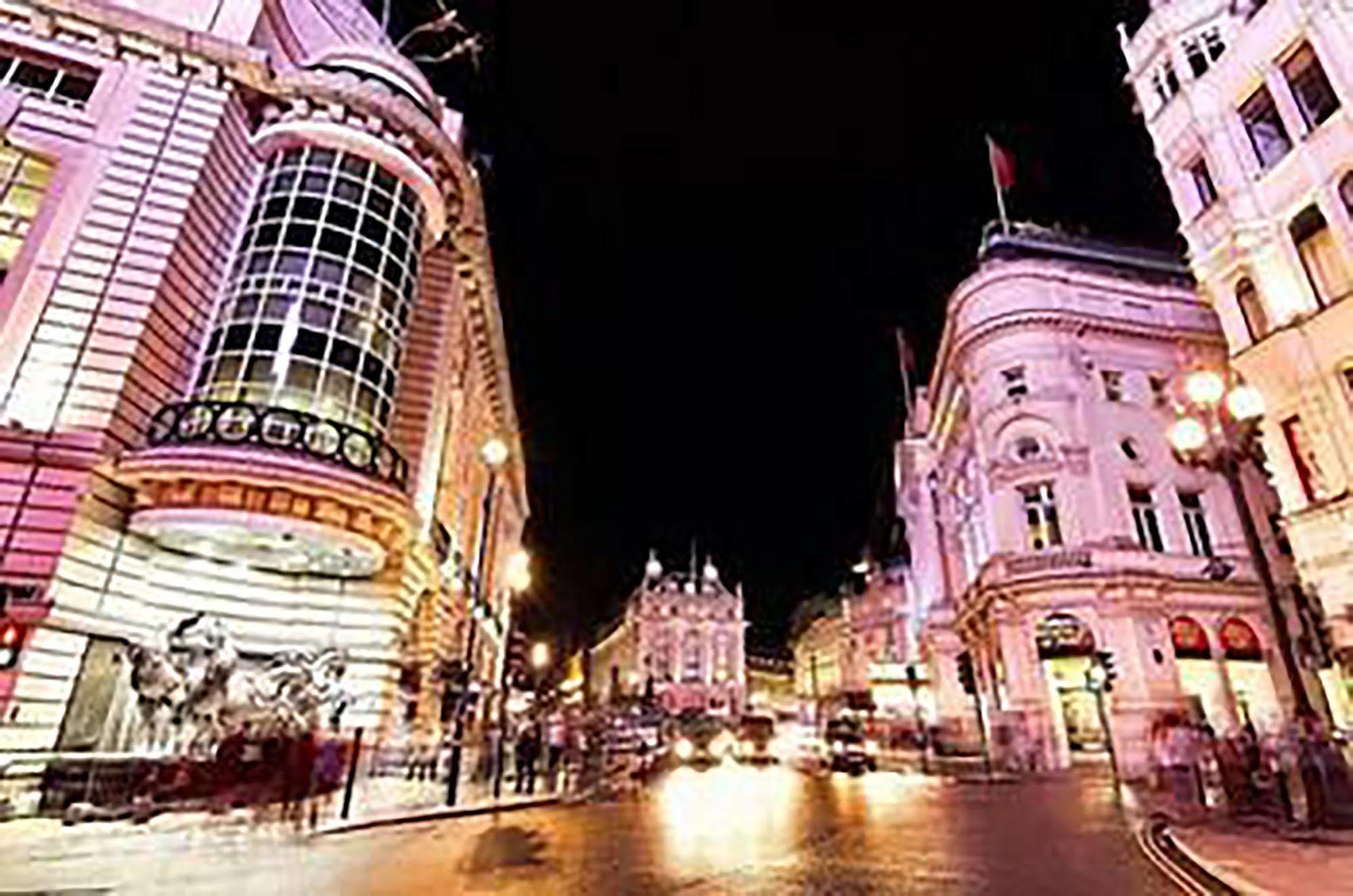 Piccadilly Circus Apartments ロンドン エクステリア 写真